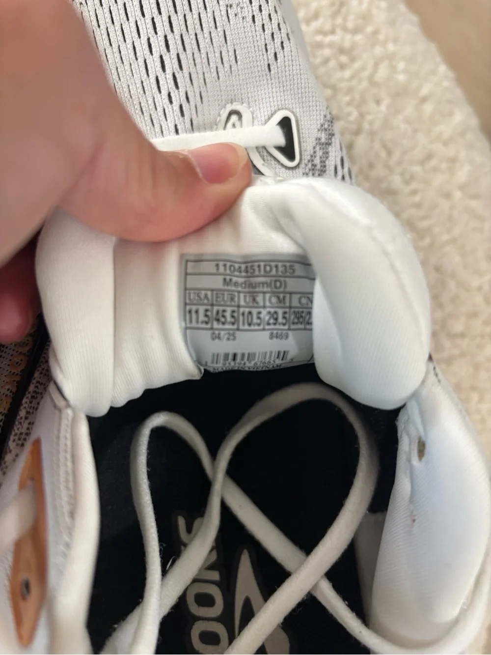 Brooks Glycerin 22 Mens 11.5 M  White Grey Black Road Running Sneakers Shoe nice